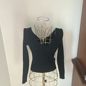 Kendall and Kylie black double v neck ribbed sweater size small